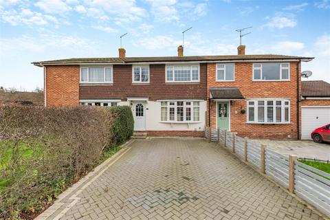 Downs Road, Yalding, Maidstone 3 bed terraced house for sale