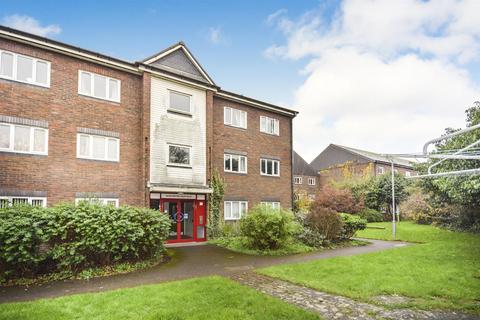 Mounbatten Court, Ingram Crescent... 2 bed apartment for sale