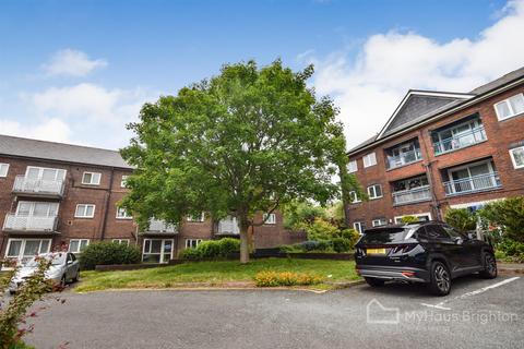 Mounbatten Court, Ingram Crescent... 2 bed apartment for sale