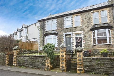 Wainfelin Road, Pontypool NP4 4 bed semi