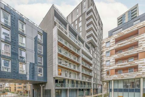 Indescon Square, London E14 3 bed flat for sale