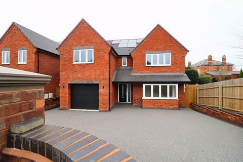 Queens Road, Walsall 5 bed detached house for sale