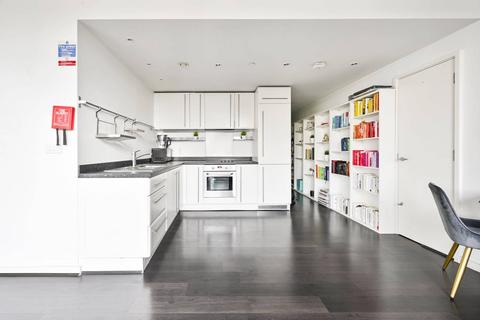 Walworth Road, Elephant and Castle... 2 bed flat for sale