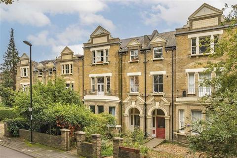 Lewisham Park, London SE13 2 bed flat for sale