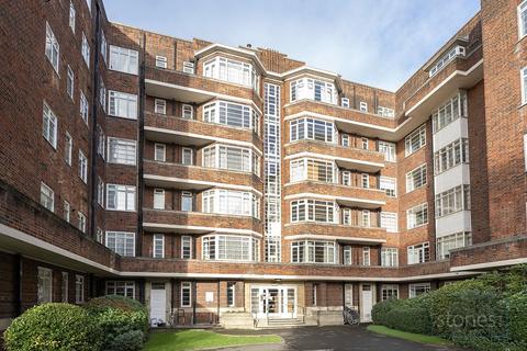 Belsize Avenue, London, NW3 2 bed apartment for sale