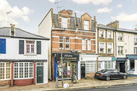 Richmond Road, Twickenham TW1 2 bed flat for sale