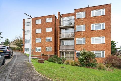 Maidenhead,  Berkshire,  SL6 2 bed flat for sale