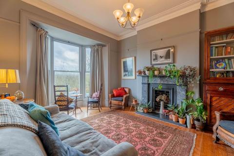 The Esplanade, Carmarthen SA31 4 bed townhouse for sale