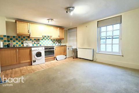 Wellington Street, Luton 1 bed apartment for sale