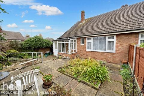 2 bedroom semi-detached bungalow for sale