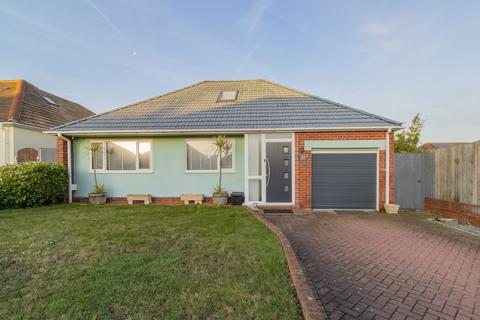 Victor Avenue, Cliftonville, CT9 3 bed detached house for sale