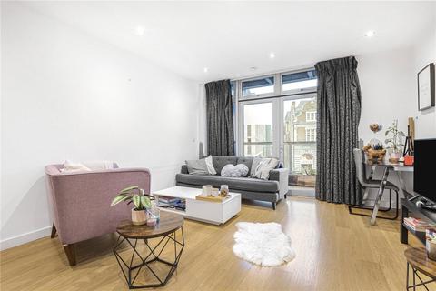 Salton Square, London, E14 2 bed apartment for sale