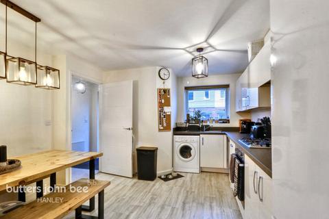 Richard Dawson Drive, Bucknall... 3 bed semi