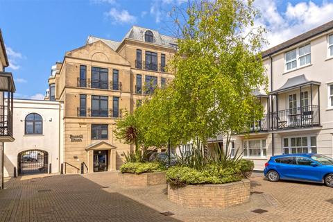 Russell Mews, Brighton 1 bed apartment for sale