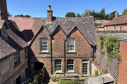High Street, Marlborough, Wiltshire, SN8 3 bed mews for sale