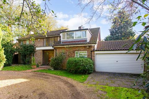 Ham Farm Road, Richmond, TW10 4 bed detached house for sale