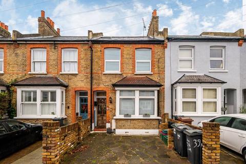 Dean Road, Hounslow, TW3 Studio for sale