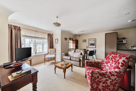 Merchants Place, Oxfordshire OX7 2 bed apartment for sale