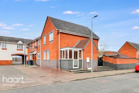 Epping Way, Witham 3 bed end of terrace house for sale