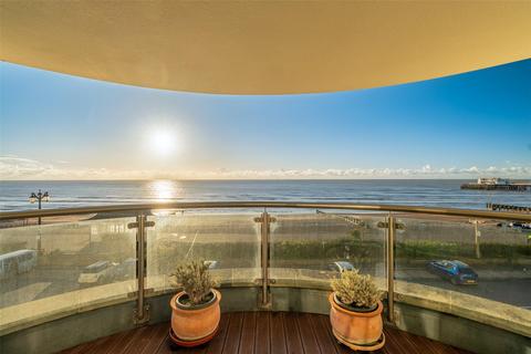 Steyne Gardens, Worthing, West... 3 bed flat for sale