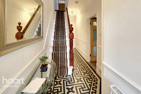 Upperton Road, Leicester 4 bed terraced house for sale