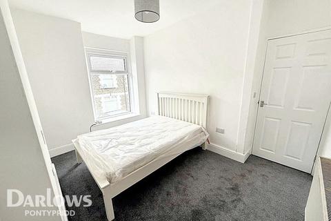Oliver Street, Pontypridd 3 bed terraced house for sale