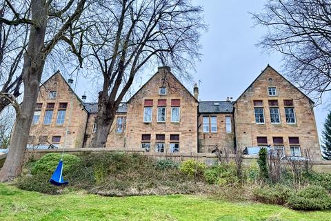 11 Lasswade Court, School Green... 3 bed duplex for sale