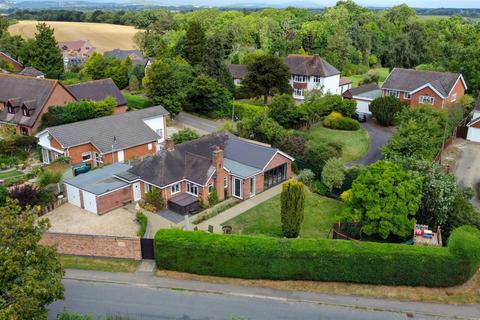 Leigh, Worcester WR6 3 bed detached bungalow for sale