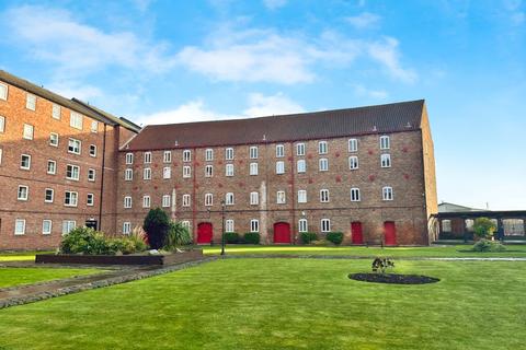 Pease Court, High Street, Hull, HU1 1NG 1 bed apartment for sale