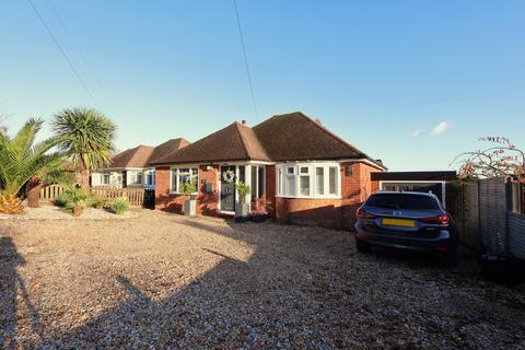 Chestnut Avenue, Bedhampton, Havant 3 bed detached bungalow for sale