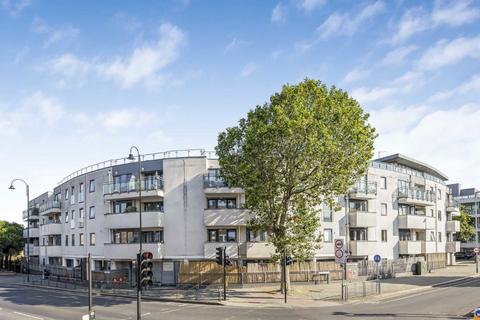 Mitcham Road, London SW17 1 bed flat for sale