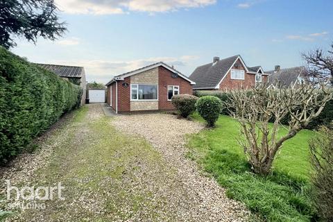 Weston Hills PE12 2 bed detached bungalow for sale