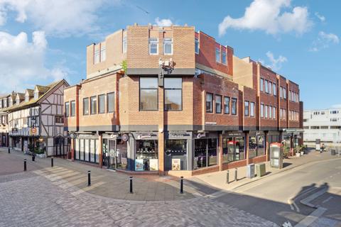 Peascod Street, Windsor, Berkshire, SL4 1 bed apartment for sale