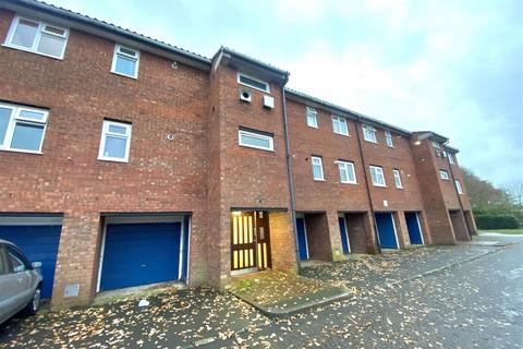 Winters Way, Waltham Abbey 1 bed flat for sale