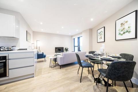 Nether Street, London, N3 2 bed apartment for sale