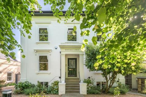 Park Hill, London SW4 6 bed detached house for sale