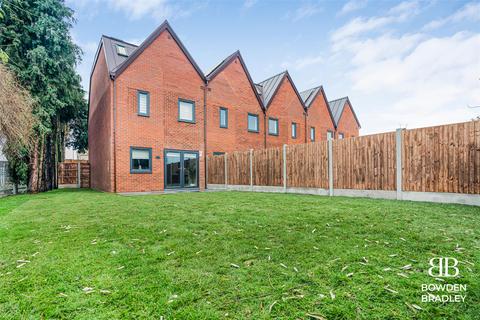 Boss Close, Hornchurch 3 bed terraced house for sale