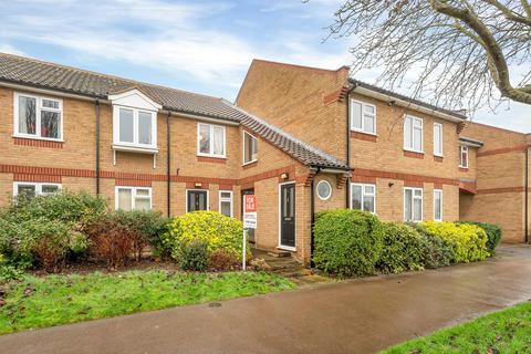 Berkeley Court, Stamford, PE9 2 bed maisonette for sale