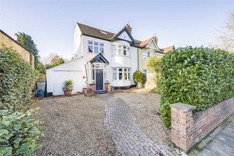 Strawberry Vale, Twickenham 4 bed semi