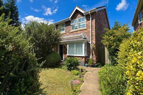 Oakwood Close, Oswestry SY11 3 bed semi