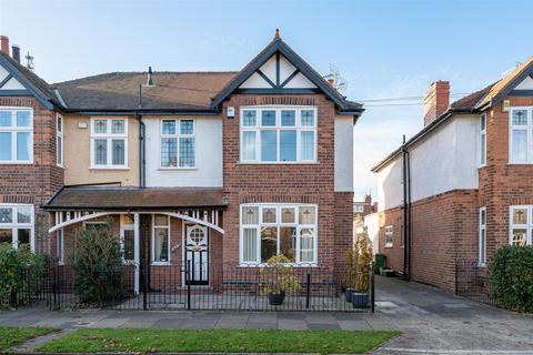 Chestnut Avenue, Stockton Lane, York... 3 bed semi