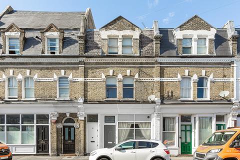 Filmer Road, Fulham, London 3 bed flat for sale