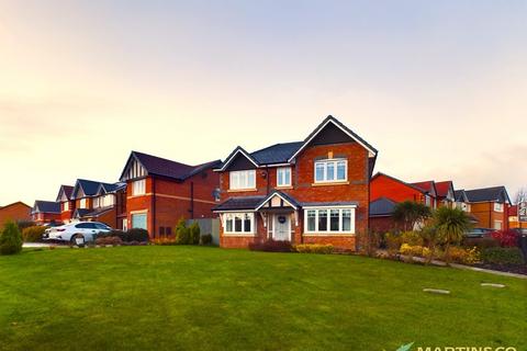 Moonstone Crescent, Lancashire FY6 5 bed detached house for sale