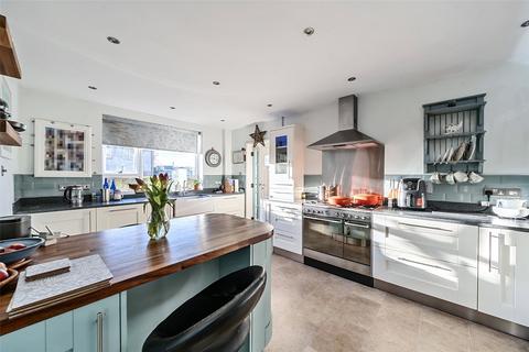 Beesmoor Road, BRISTOL BS36 3 bed semi