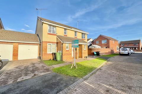 2 bedroom semi-detached house for sale