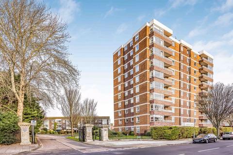 Lingfield Court, Old Portsmouth 2 bed flat for sale