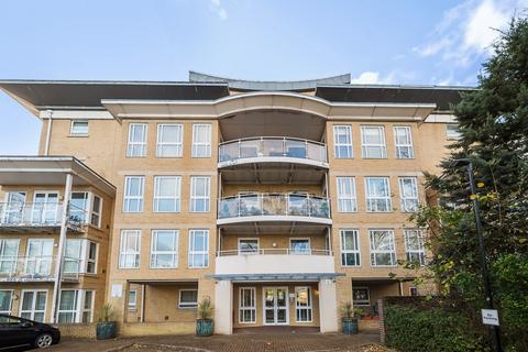 Wheeler Place, Bromley, Kent 2 bed apartment for sale