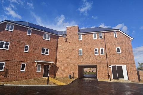 5 Willowvale Way, Steeple Claydon 1 bed apartment for sale