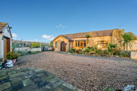 Halifax Road, Cleckheaton, BD19 3 bed bungalow for sale