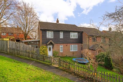 Alderbrook Close, East Sussex TN6 3 bed house for sale